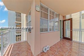 CRESTVIEW TOWERS CONDO - Residential