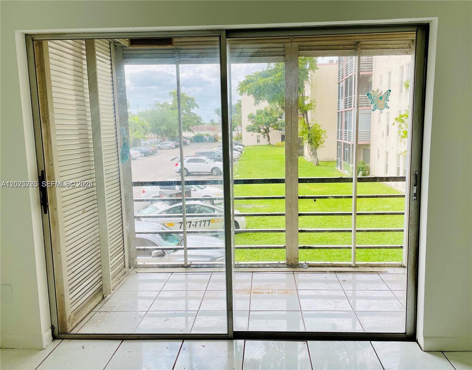 BROOKFIELD SQUARE CONDO - Residential