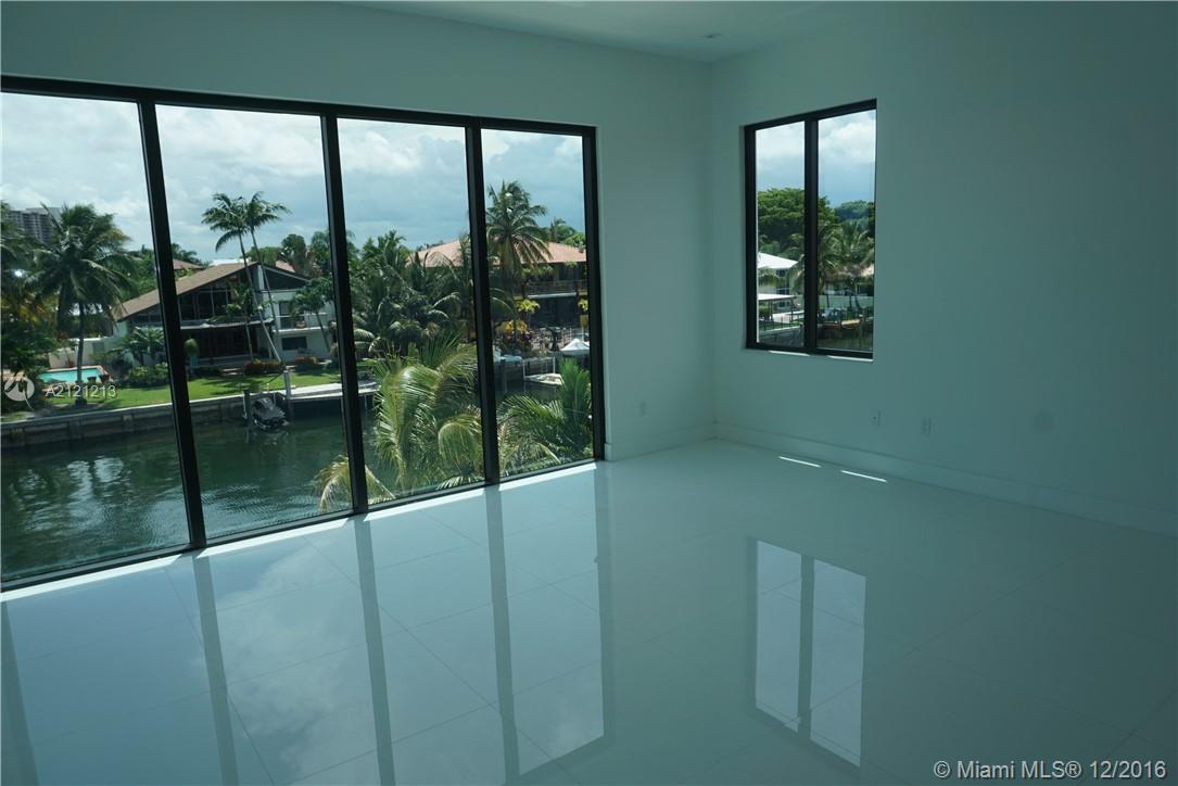 SANS SOUCI ESTATES - Residential