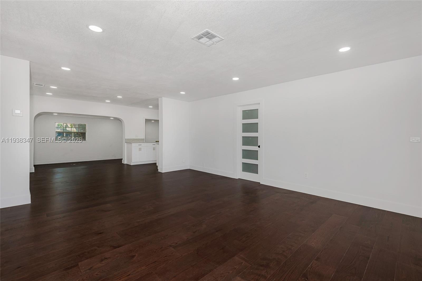 EAST PLANTATION FIRST SEC - Residential