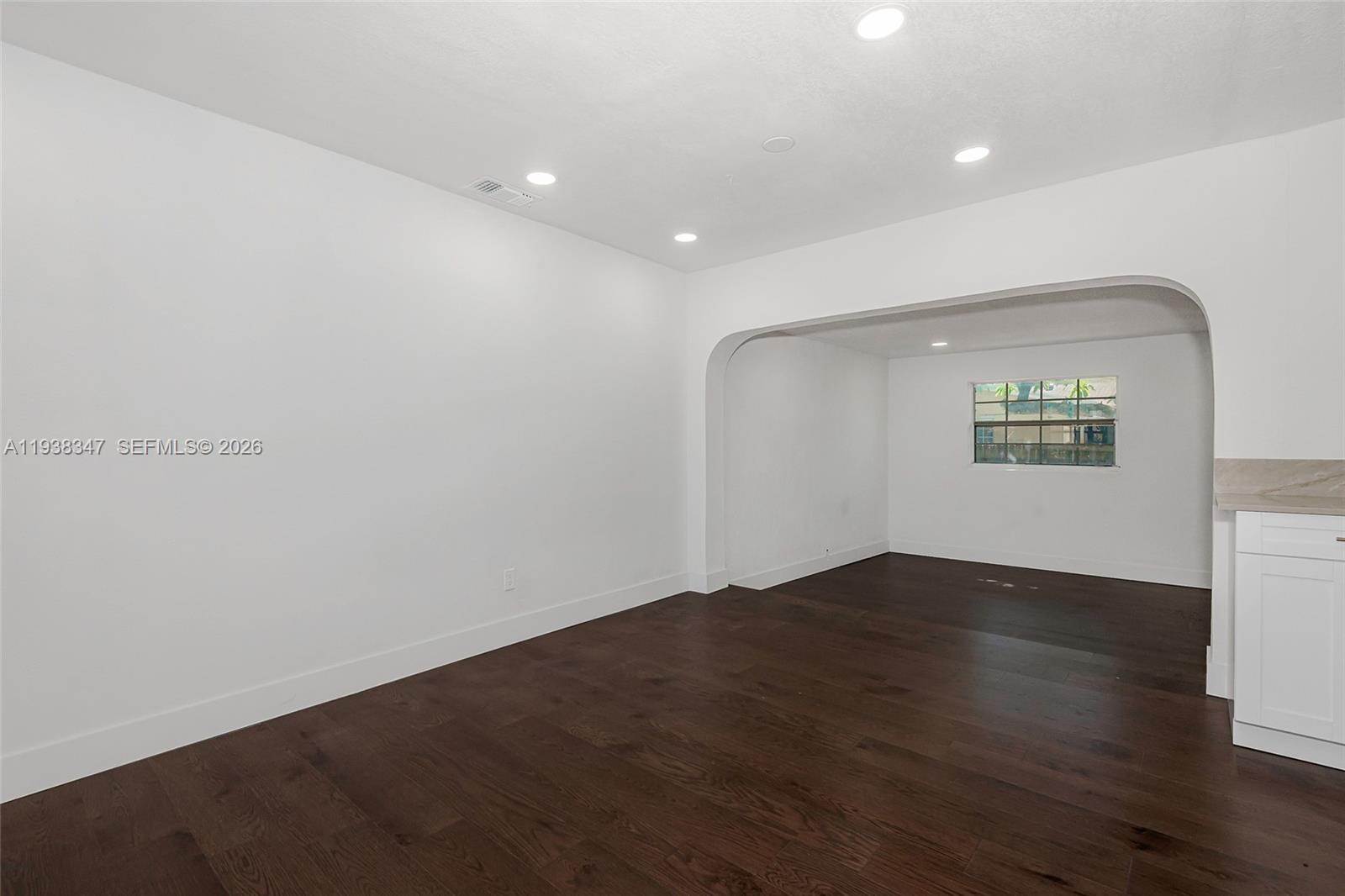 EAST PLANTATION FIRST SEC - Residential