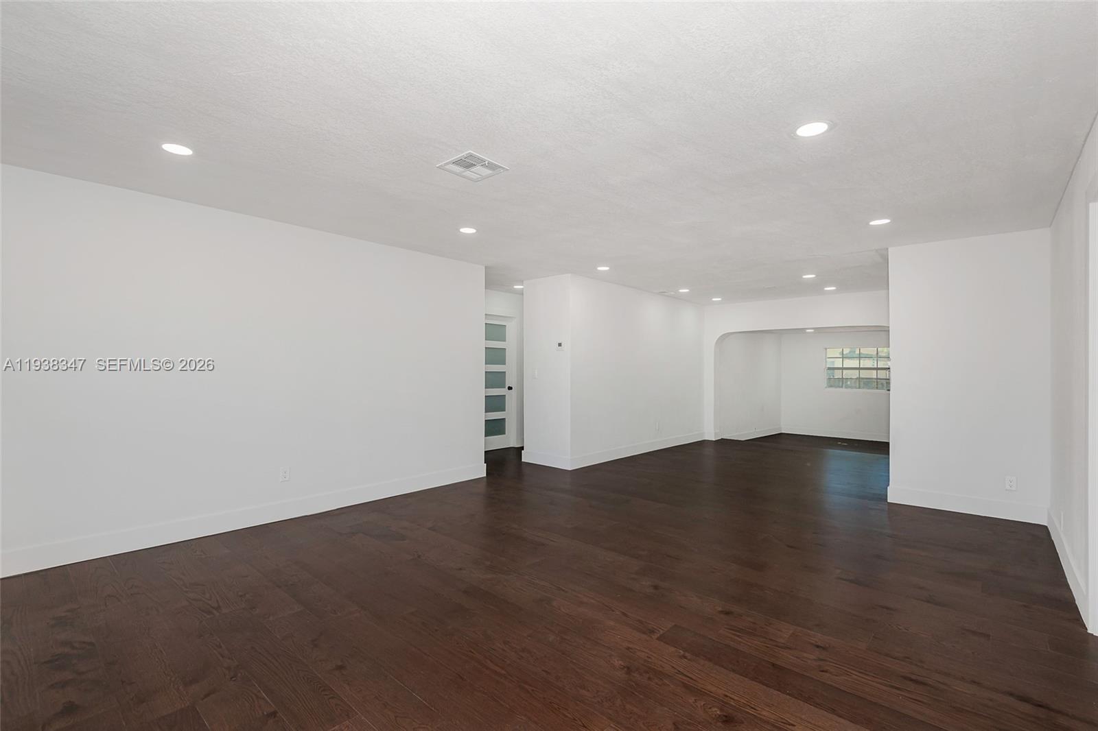 EAST PLANTATION FIRST SEC - Residential