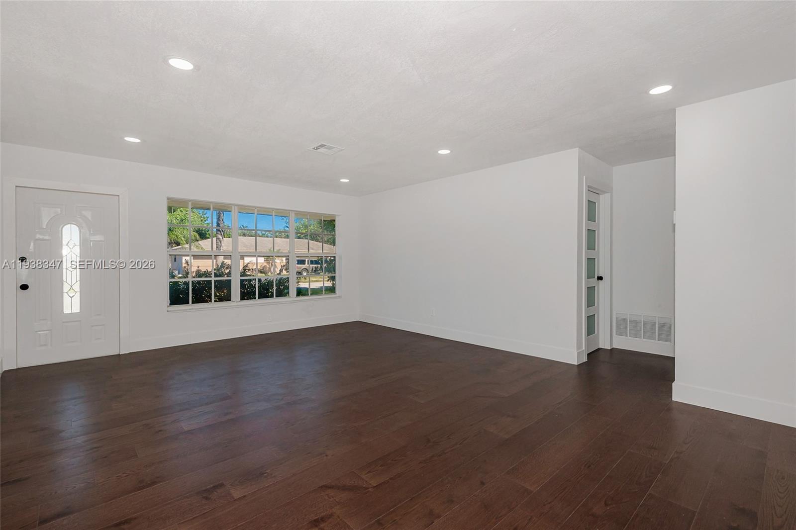 EAST PLANTATION FIRST SEC - Residential