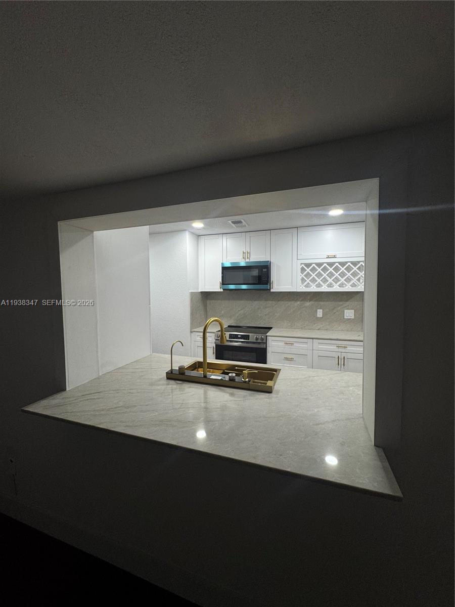 EAST PLANTATION FIRST SEC - Residential