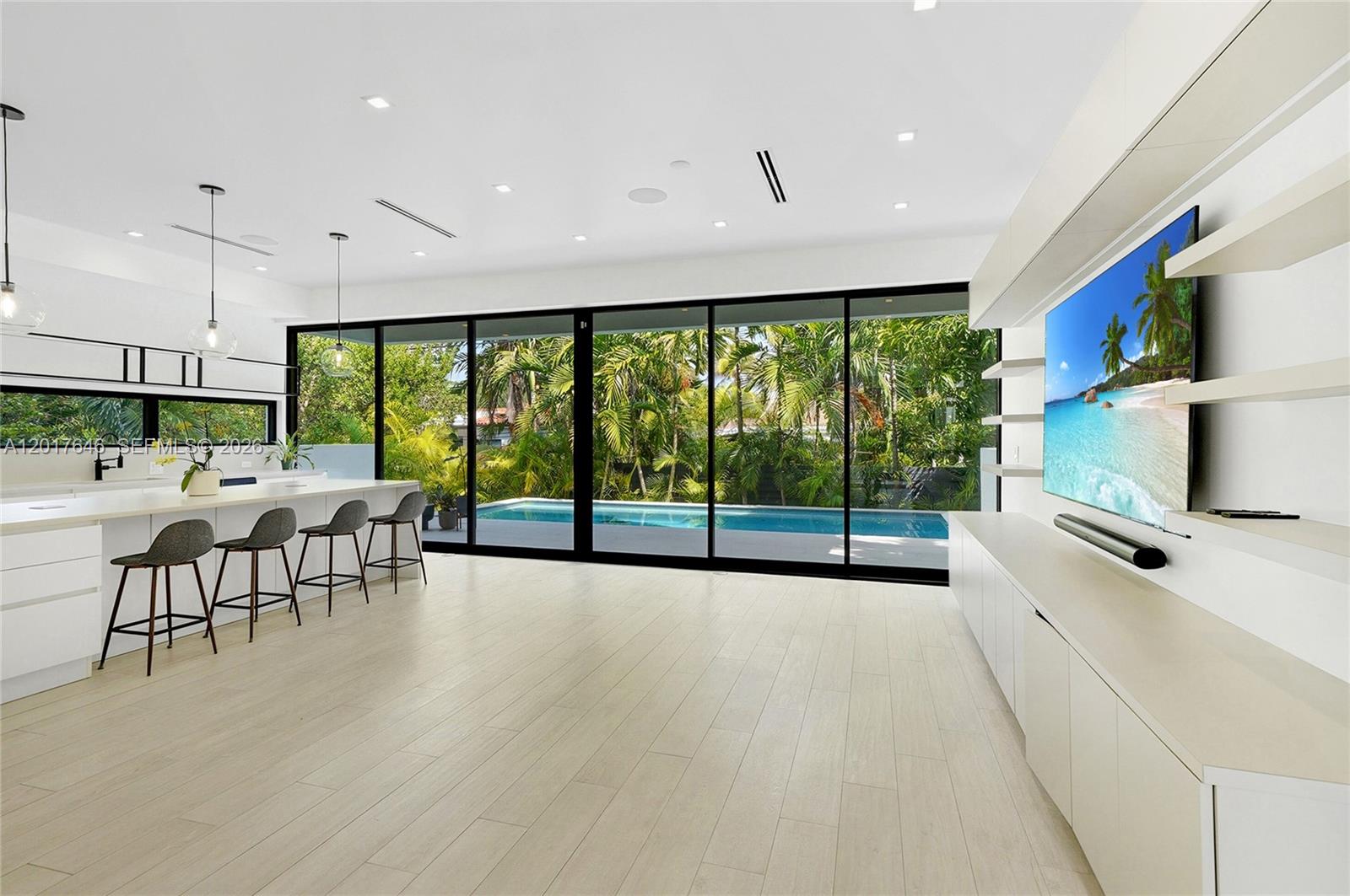 OCEAN SIDE SEC OF THE ISL - Residential