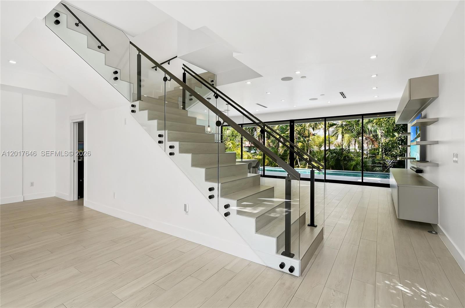 OCEAN SIDE SEC OF THE ISL - Residential