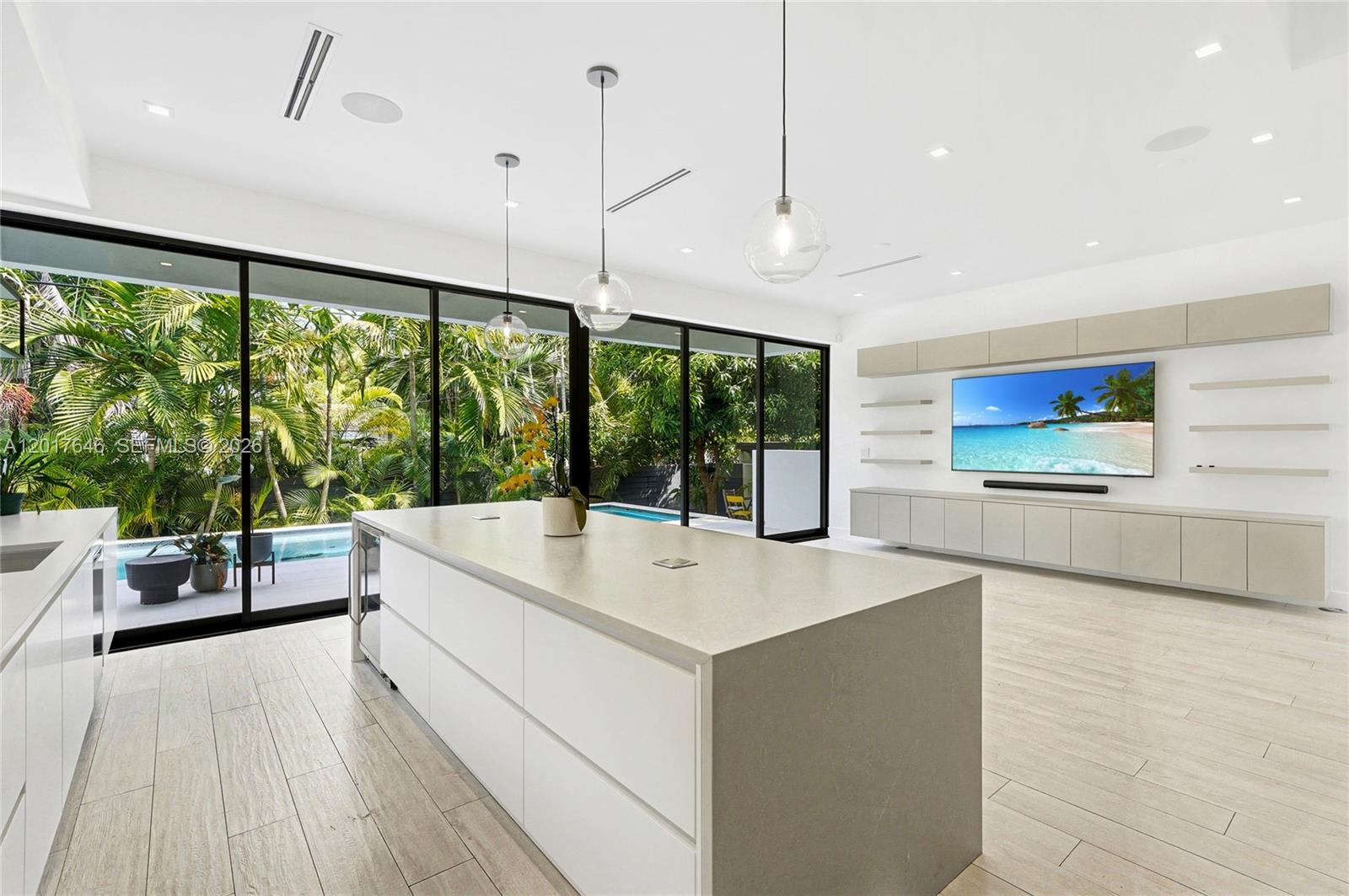OCEAN SIDE SEC OF THE ISL - Residential