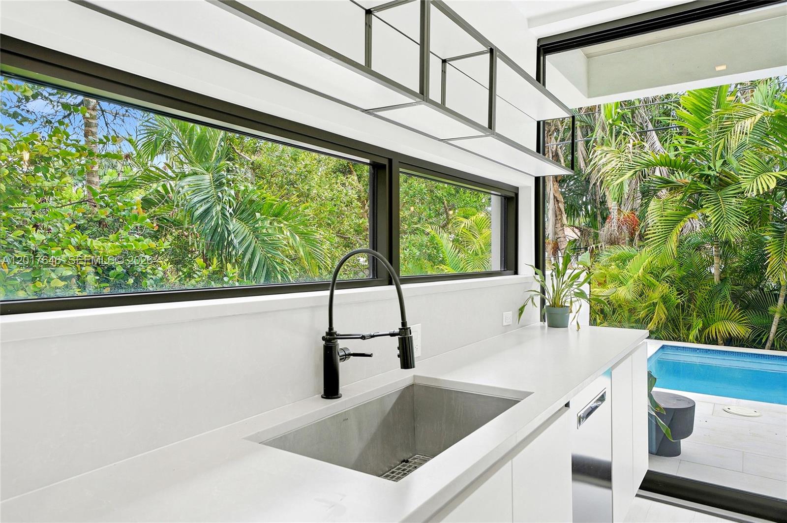OCEAN SIDE SEC OF THE ISL - Residential