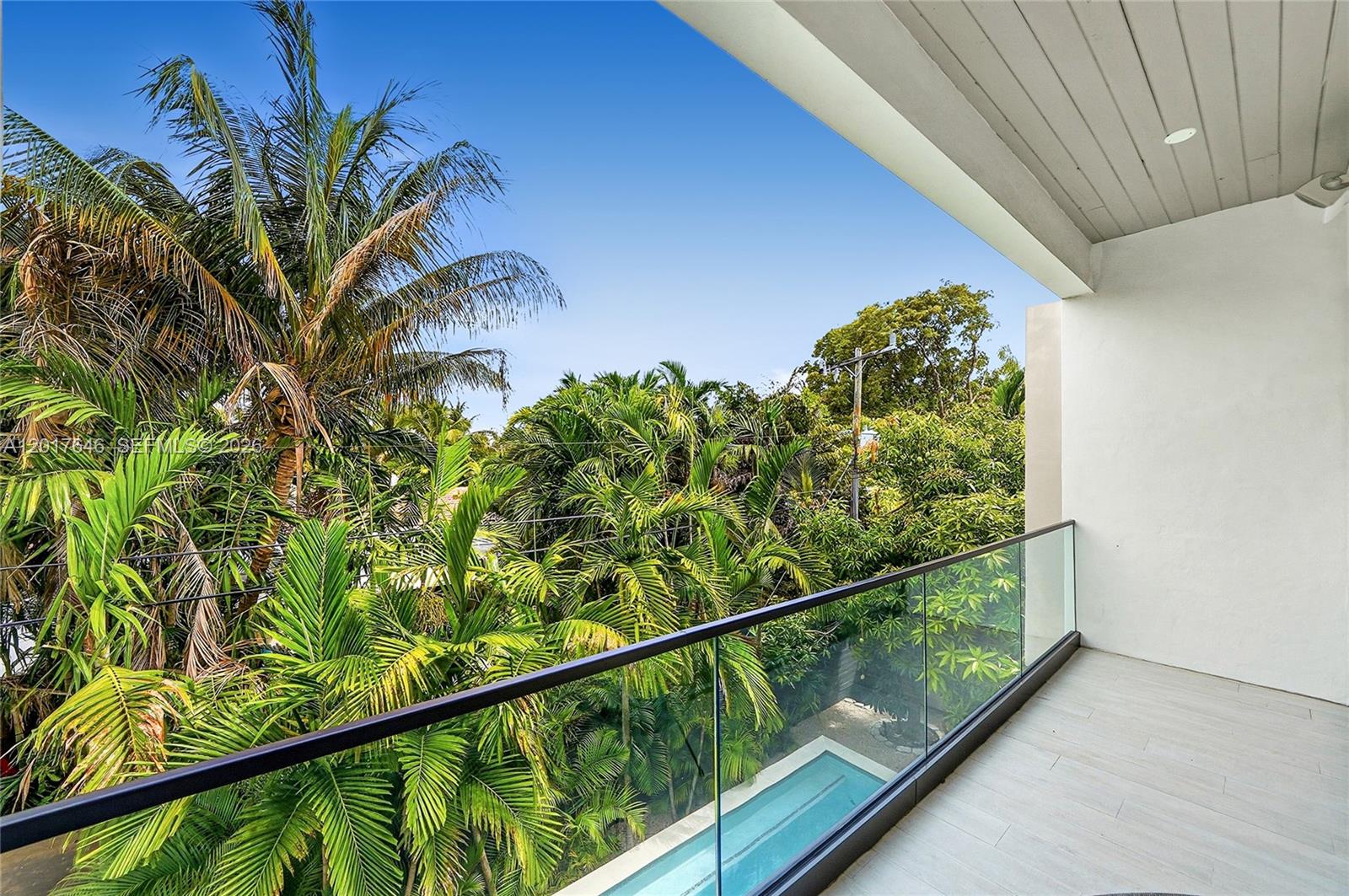 OCEAN SIDE SEC OF THE ISL - Residential
