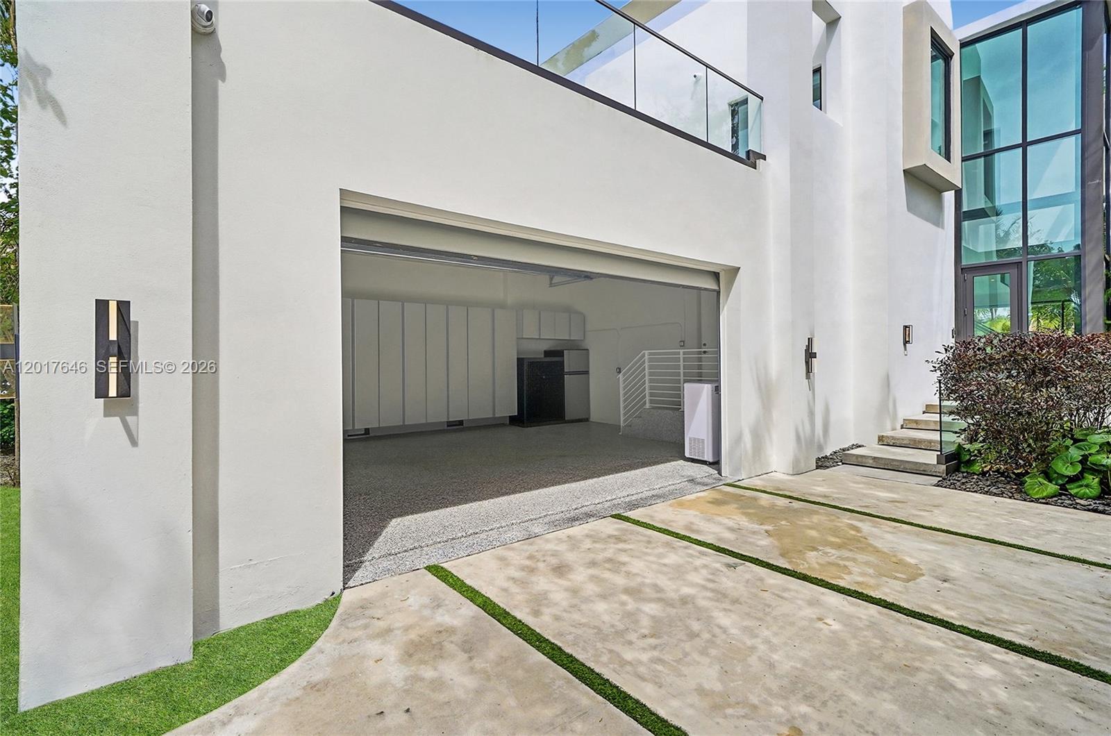 OCEAN SIDE SEC OF THE ISL - Residential