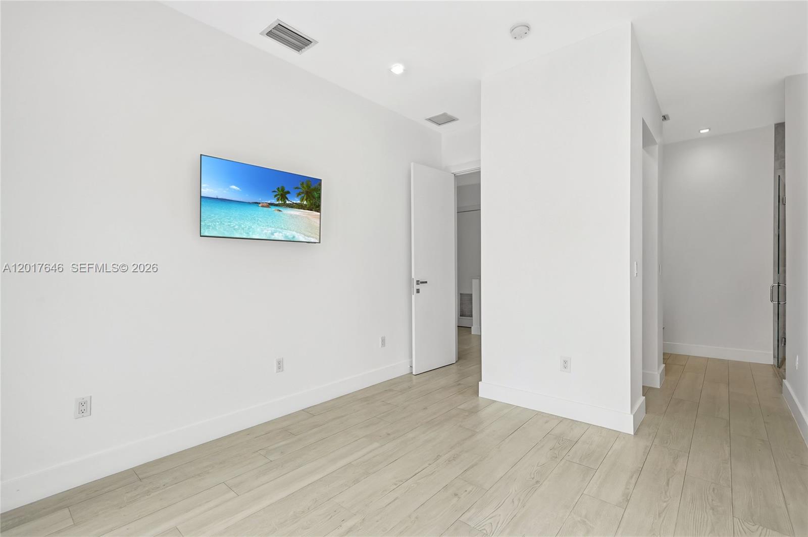 OCEAN SIDE SEC OF THE ISL - Residential
