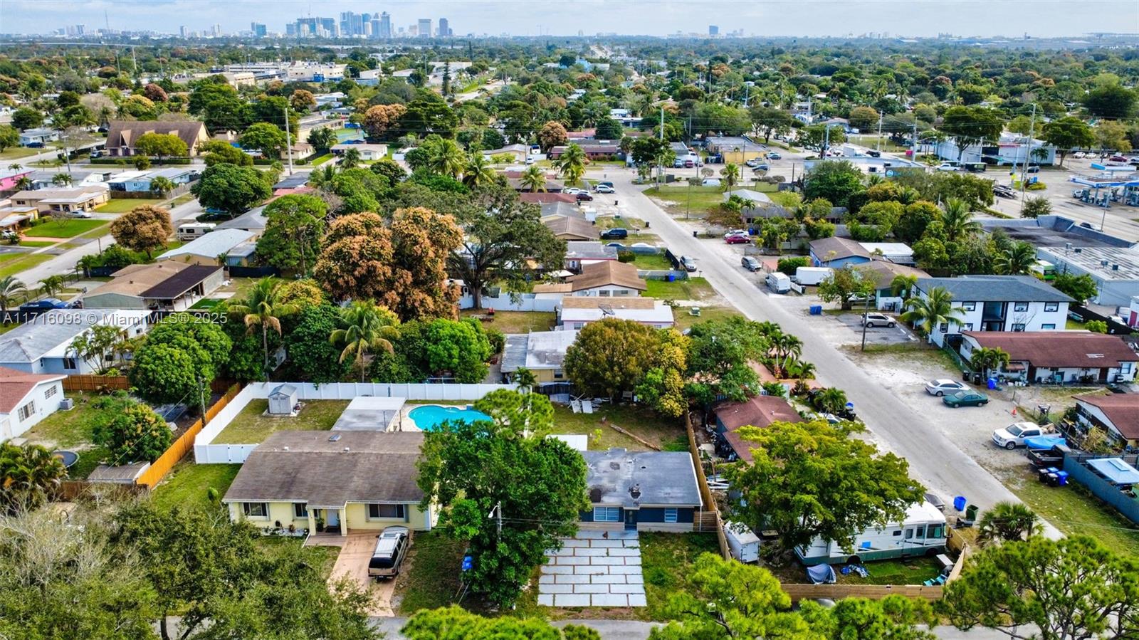BREEZYWAY MANOR ADD - Residential