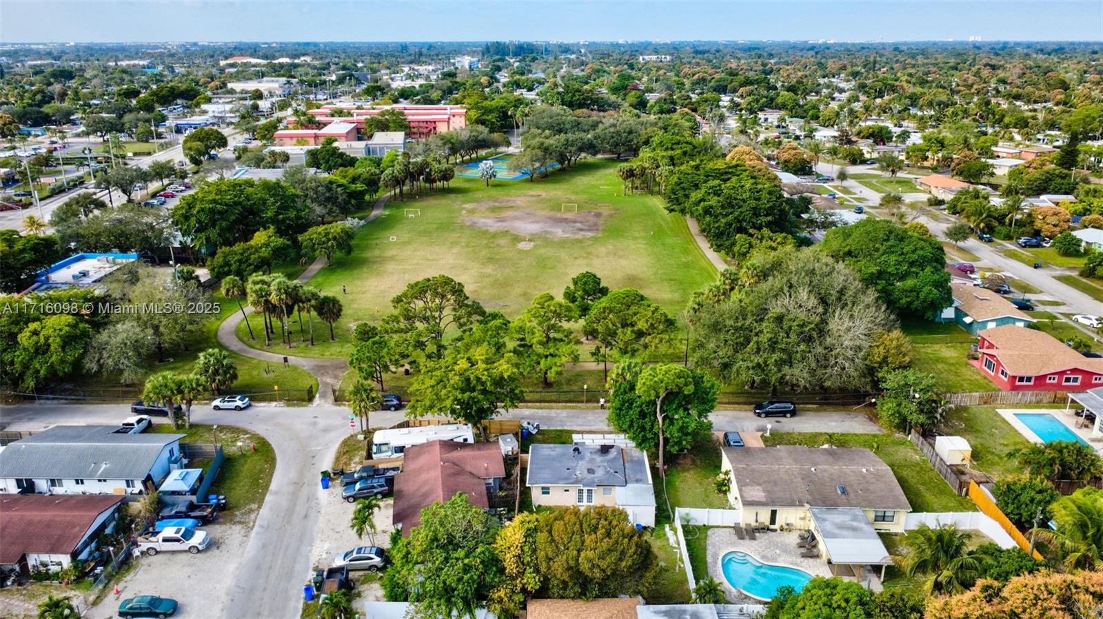 BREEZYWAY MANOR ADD - Residential