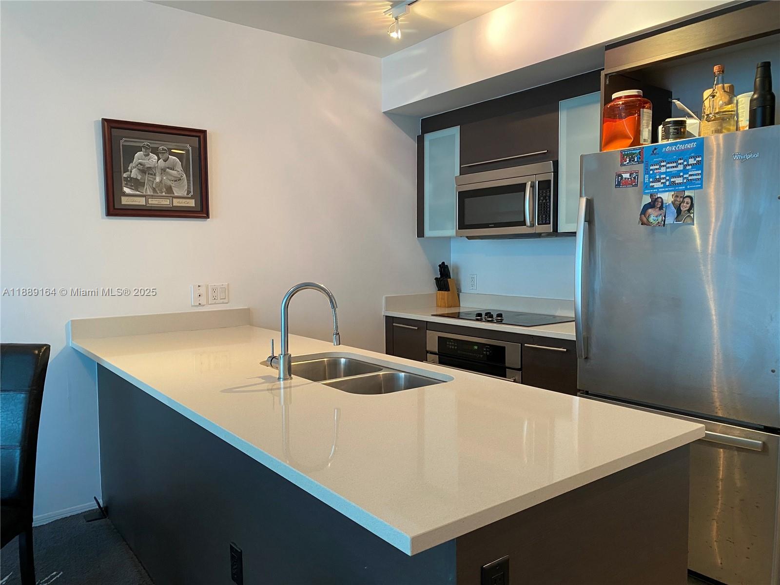 500 Brickell Ave 1908