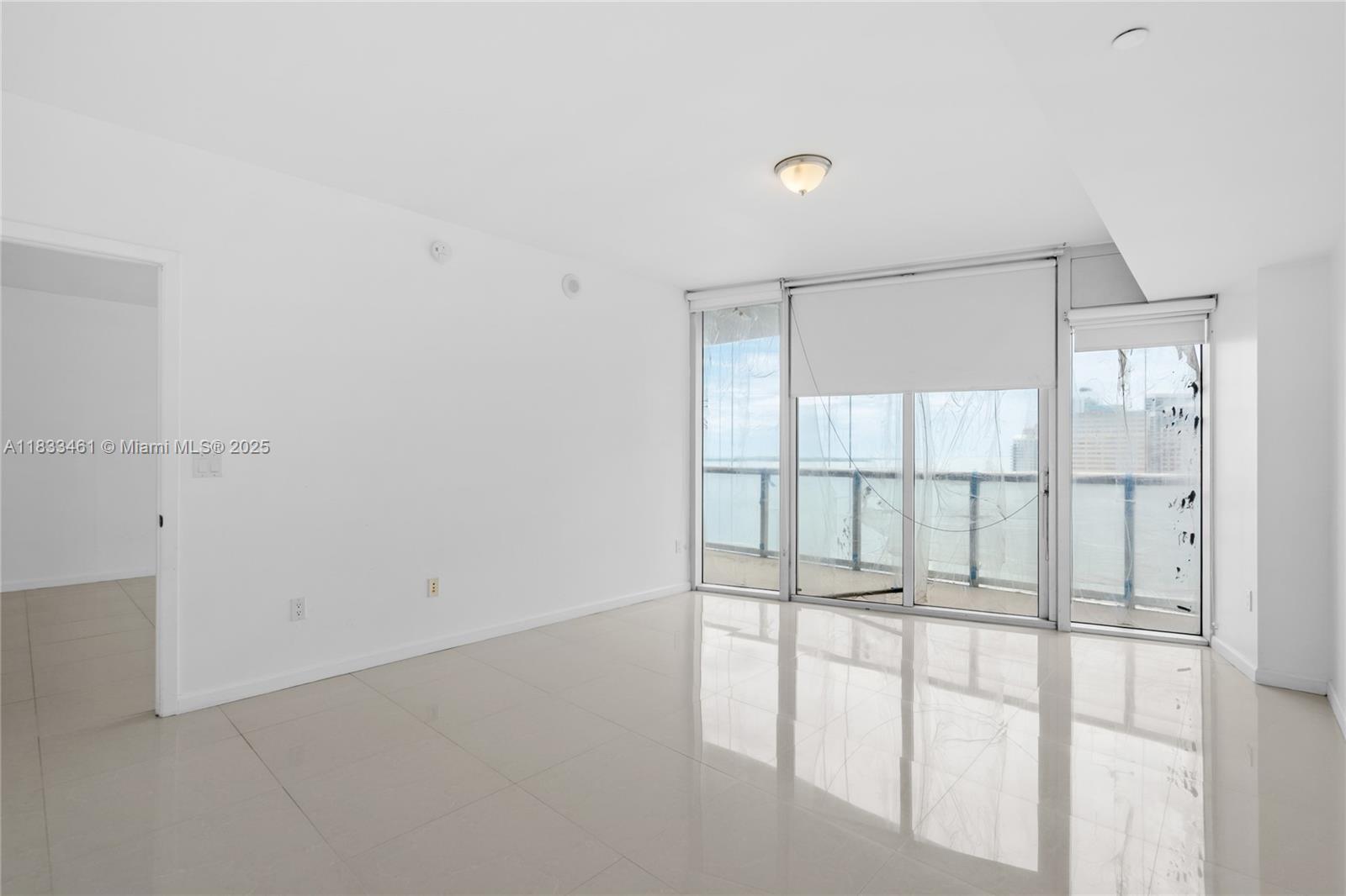 ICON BRICKELL NO TWO - Residential