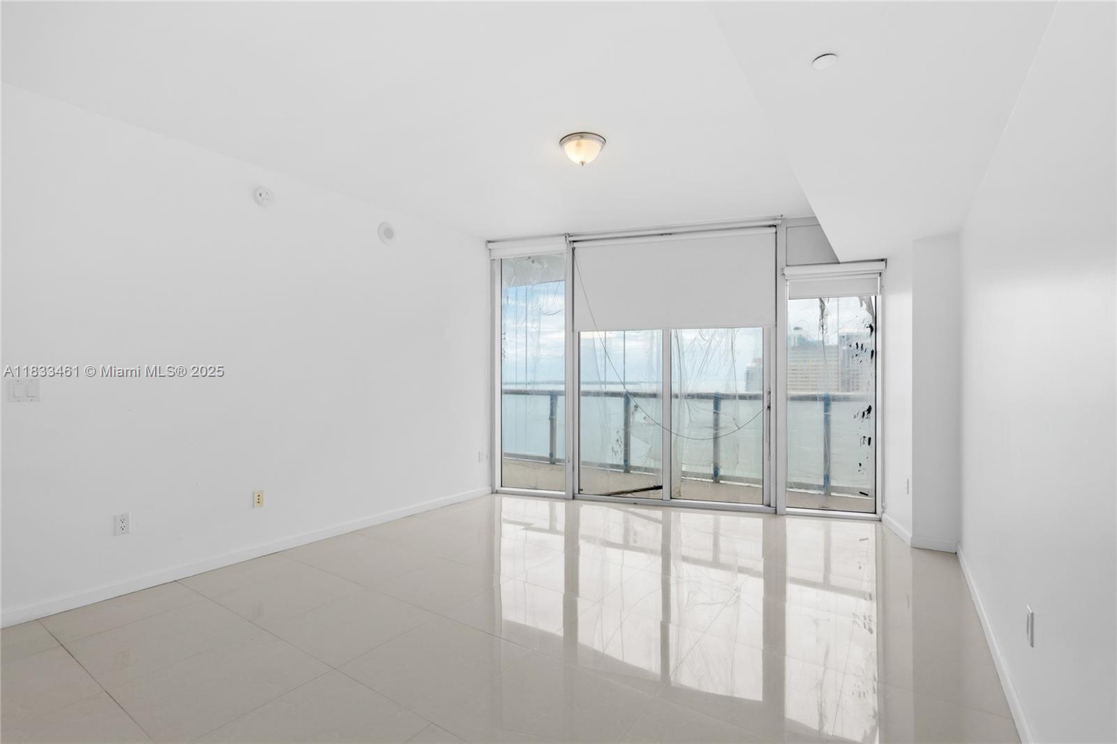 495 Brickell Ave 2607