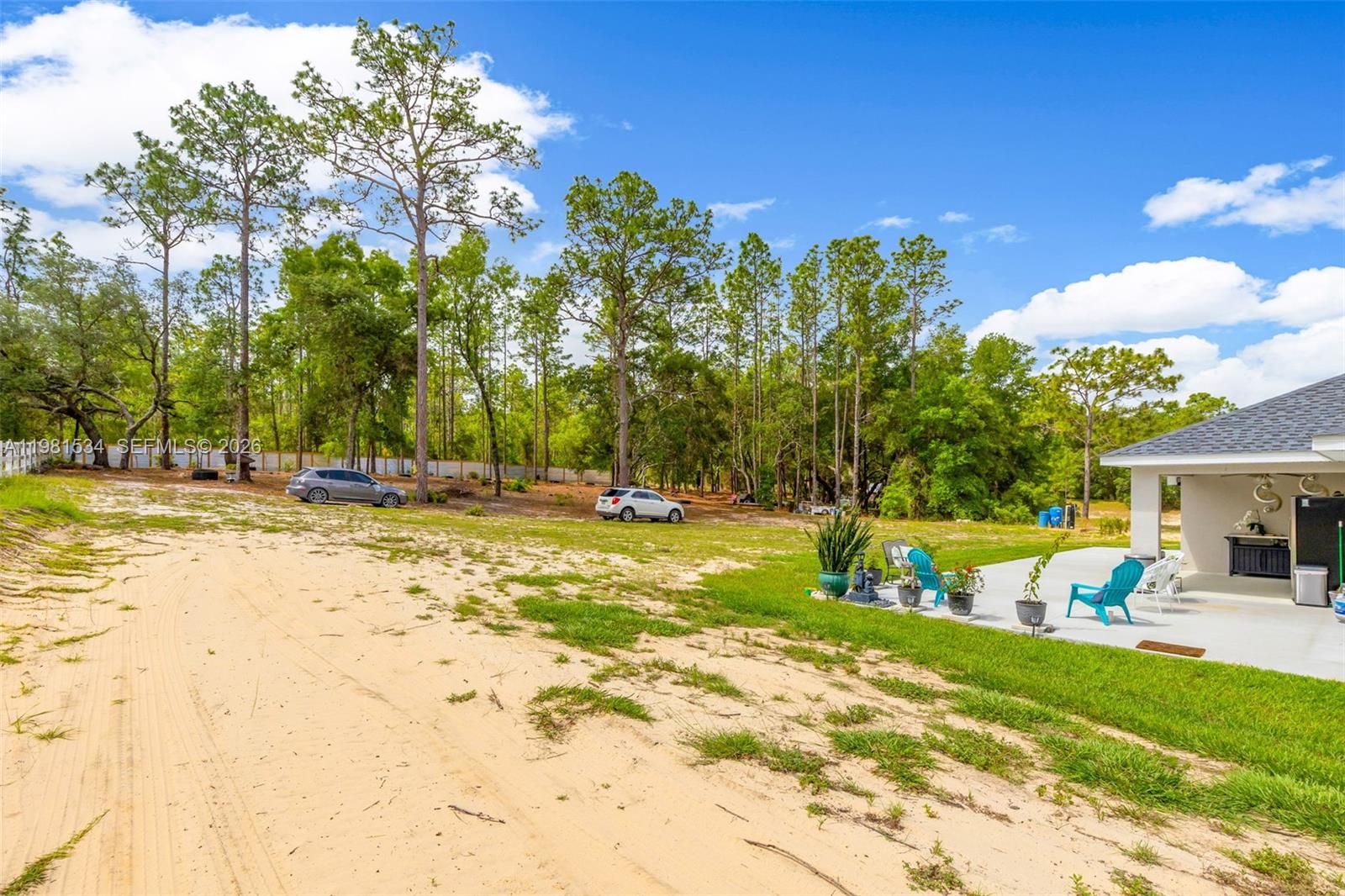 ROLLING HILLS UNIT 4 HILLS - Residential