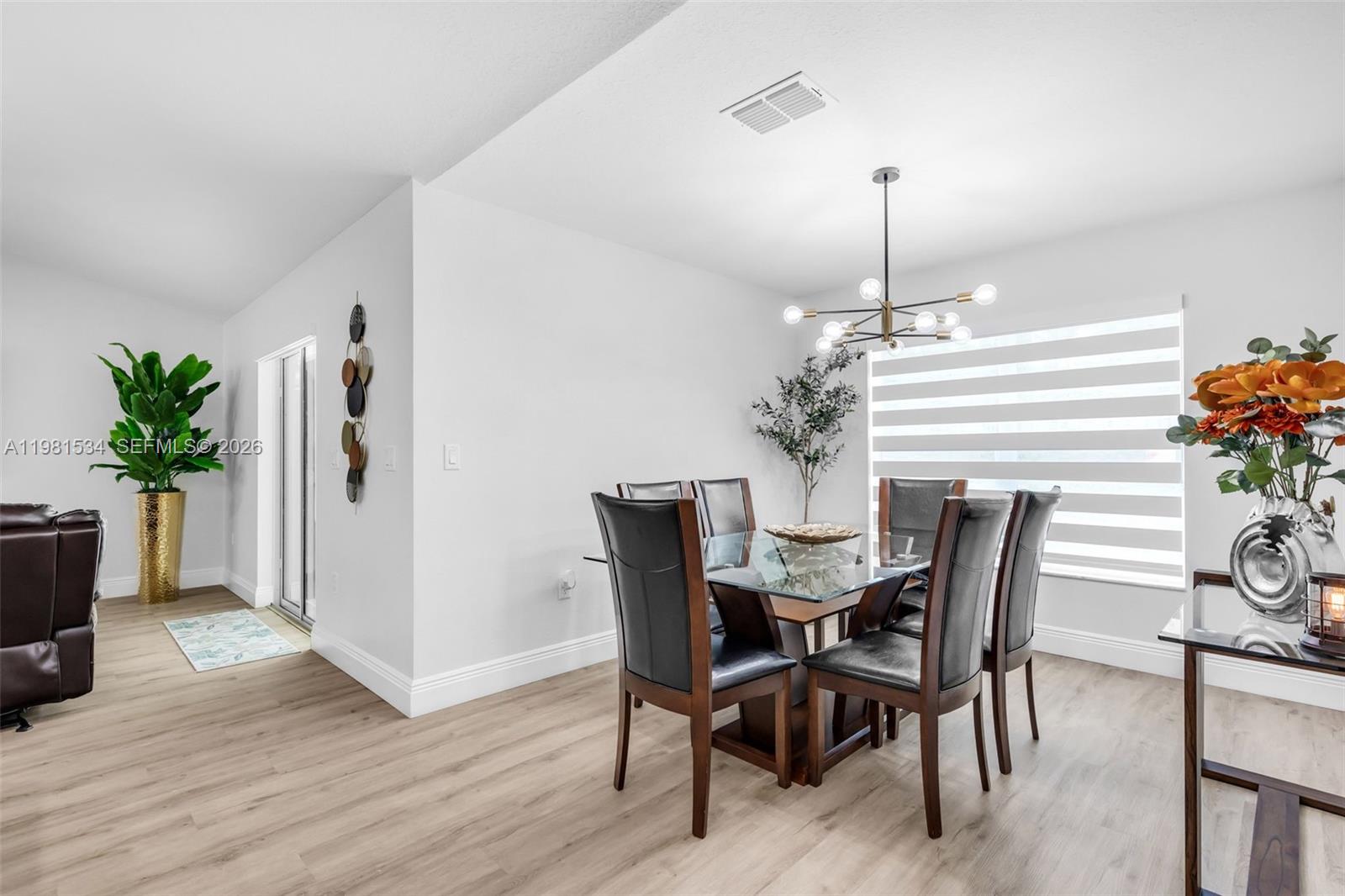 ROLLING HILLS UNIT 4 HILLS - Residential