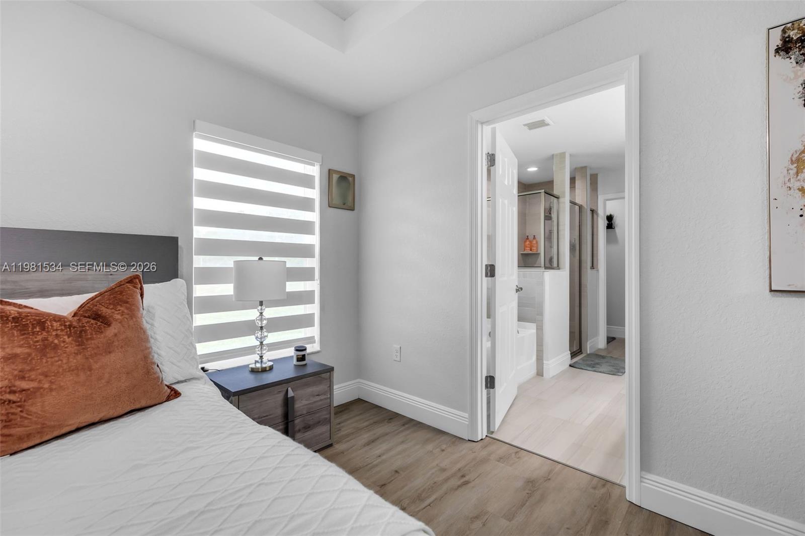 ROLLING HILLS UNIT 4 HILLS - Residential