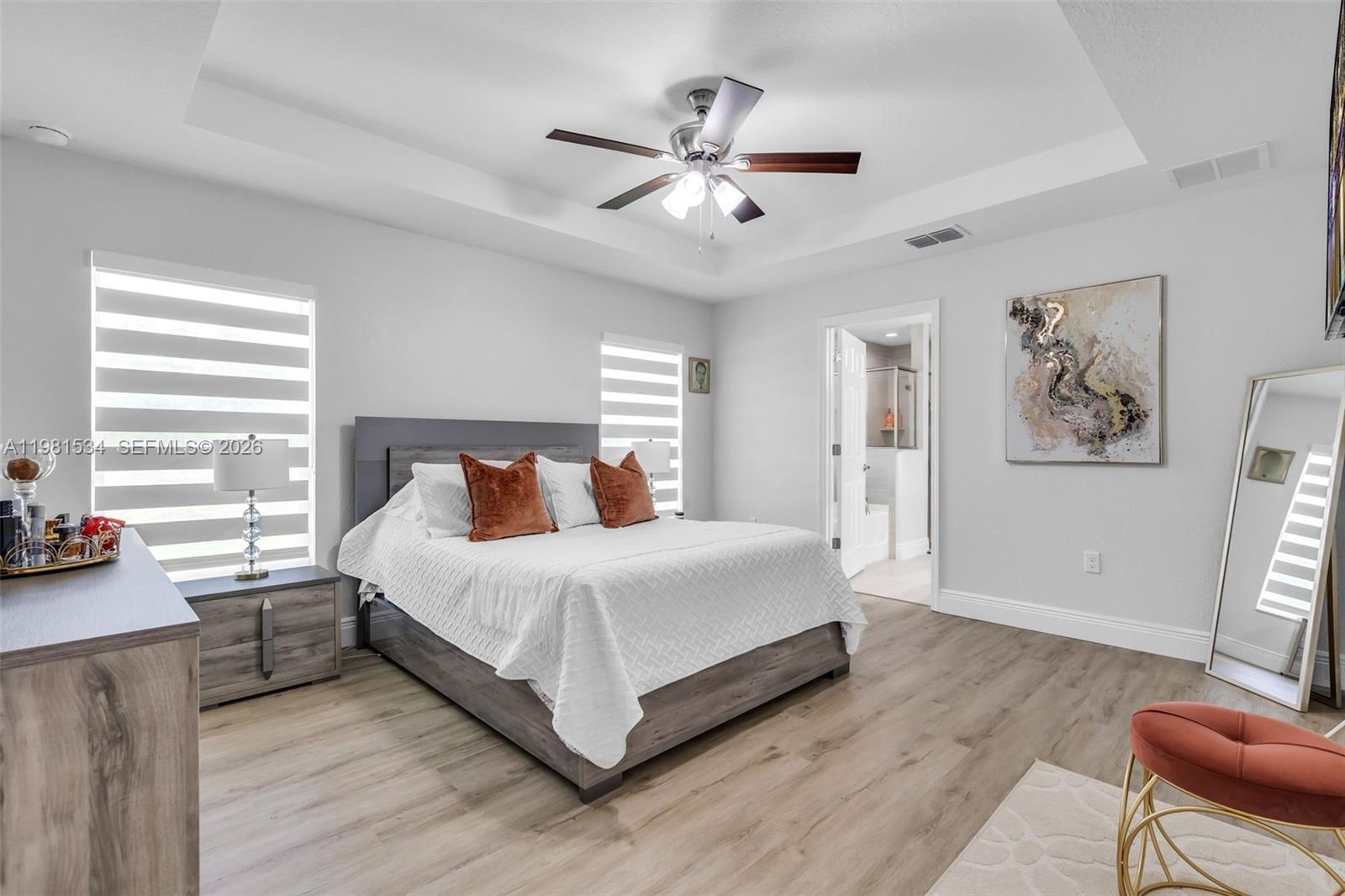 ROLLING HILLS UNIT 4 HILLS - Residential