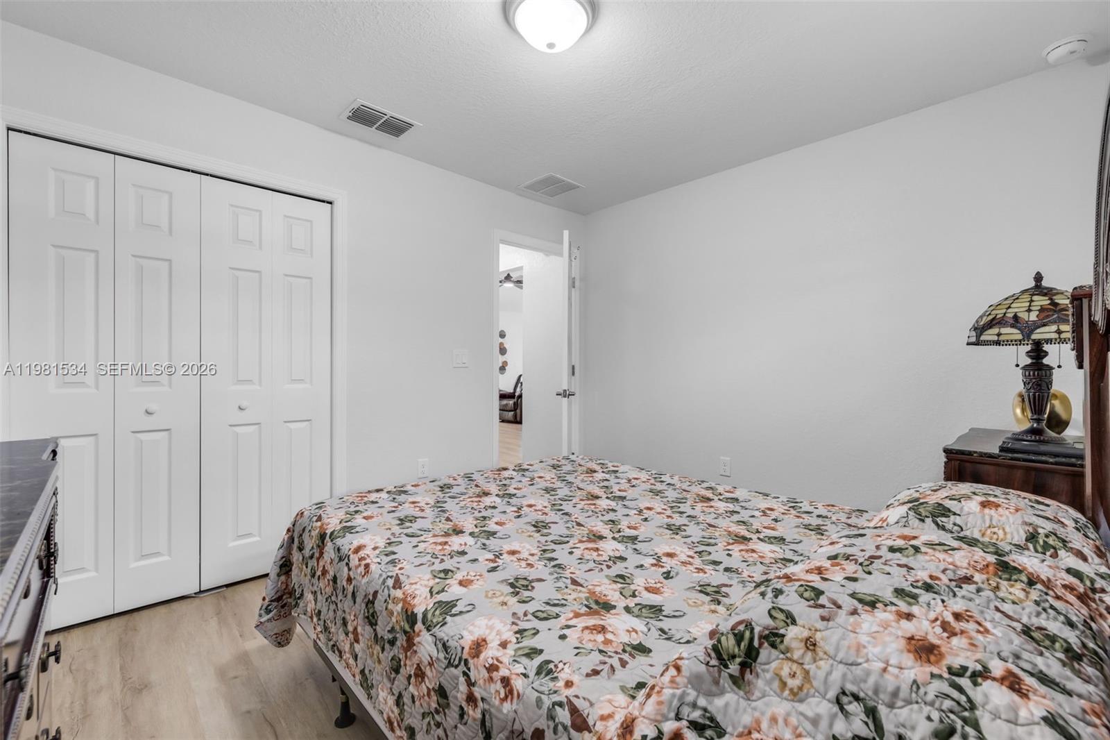 ROLLING HILLS UNIT 4 HILLS - Residential