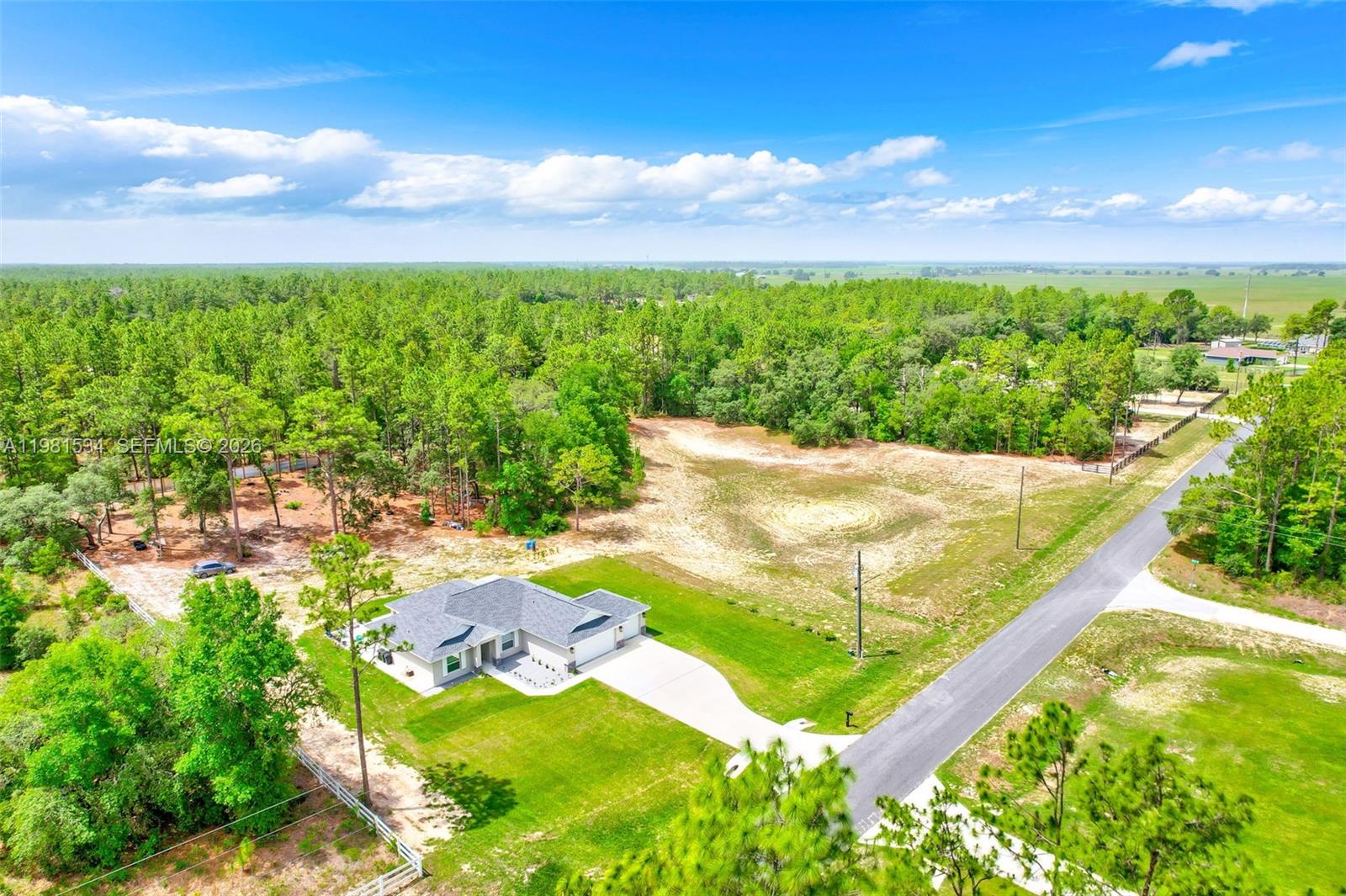 ROLLING HILLS UNIT 4 HILLS - Residential