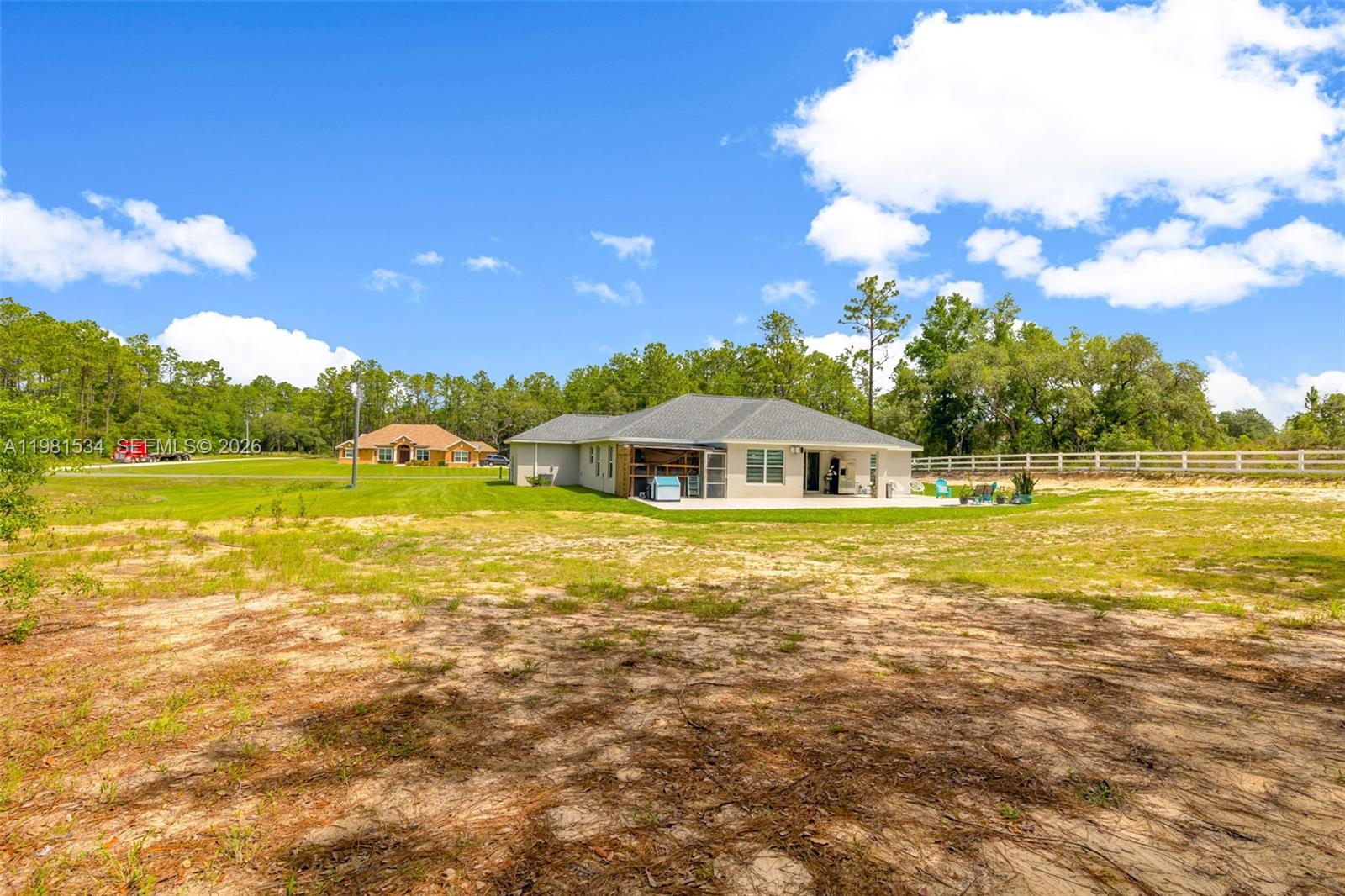 ROLLING HILLS UNIT 4 HILLS - Residential