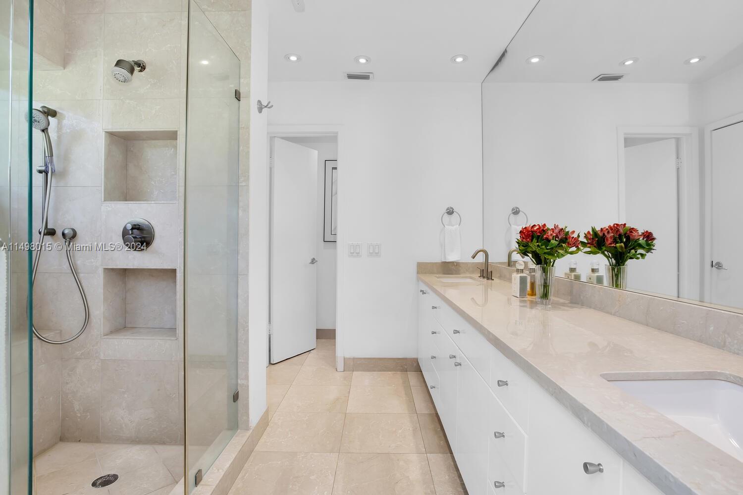 BISCAYNE KEY ESTATES - Residential