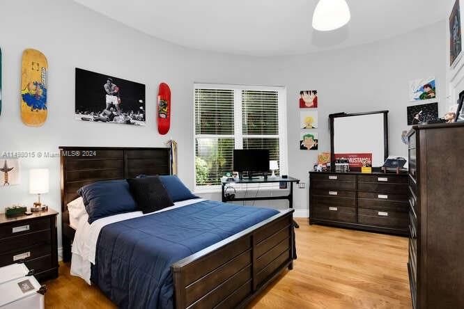 BISCAYNE KEY ESTATES - Residential