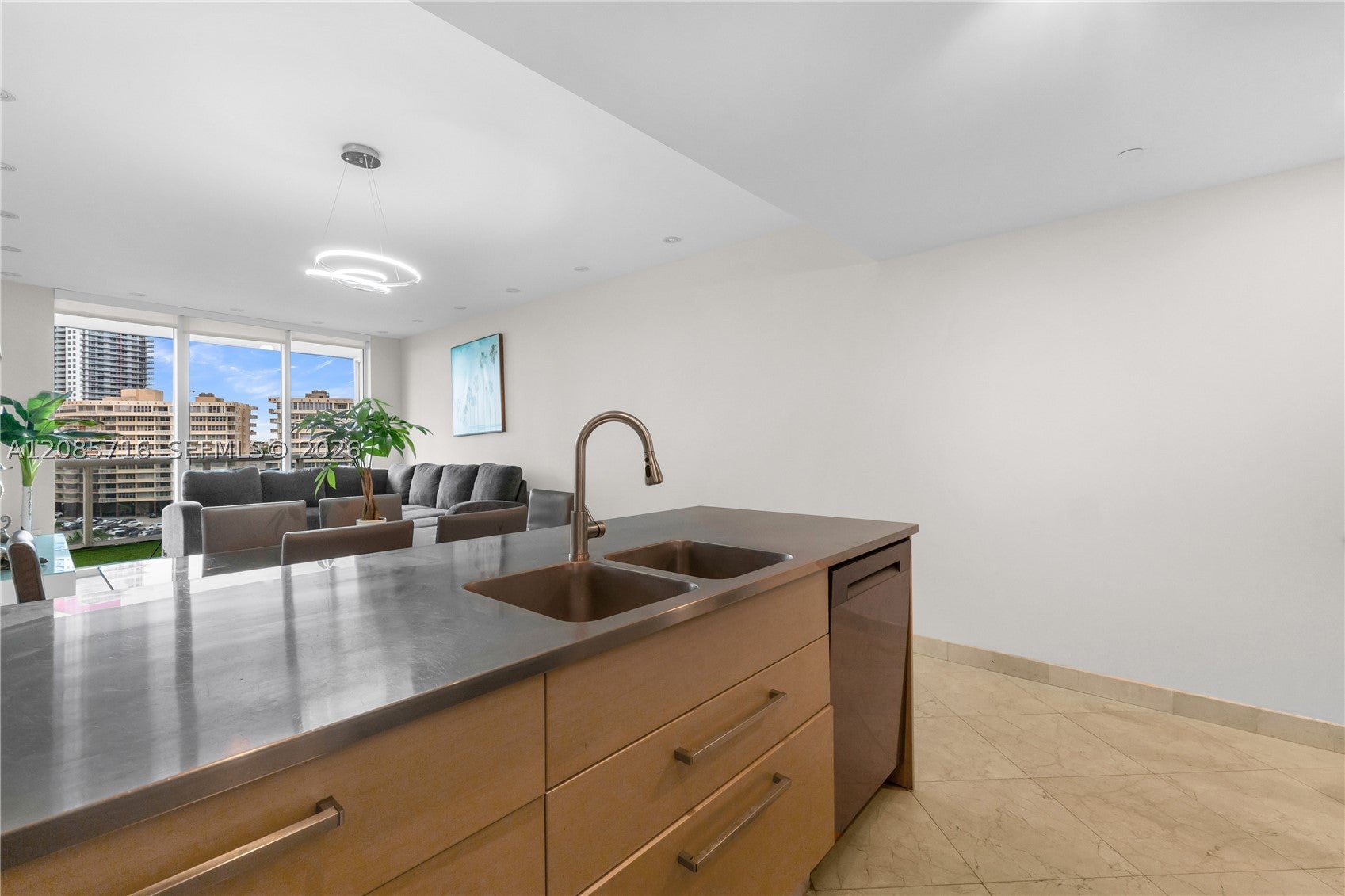 1850 S Ocean Dr 706
