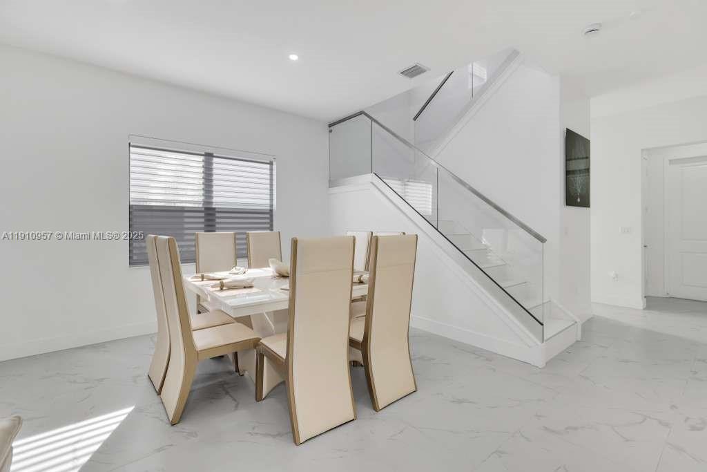 TUSCAN ISLES - Residential