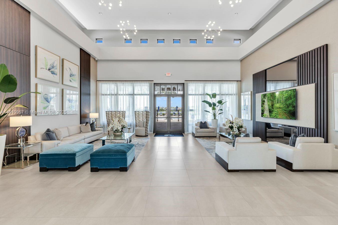 TUSCAN ISLES - Residential