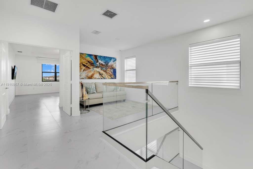 TUSCAN ISLES - Residential