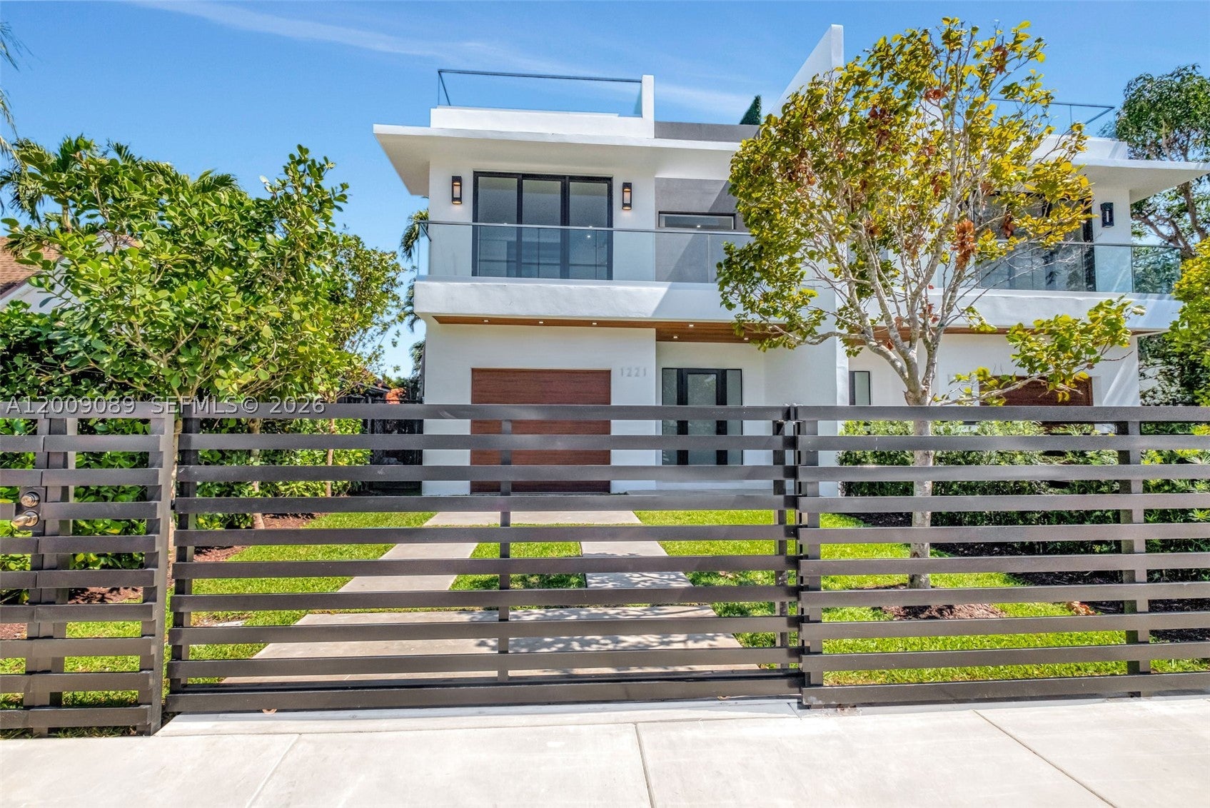 1223 SW 12th Ct