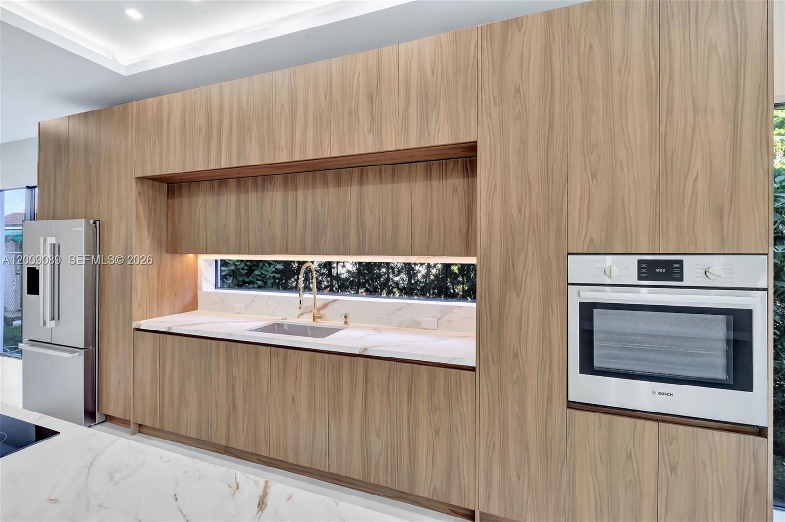 SKYVIEW HOMES CONDO - Residential