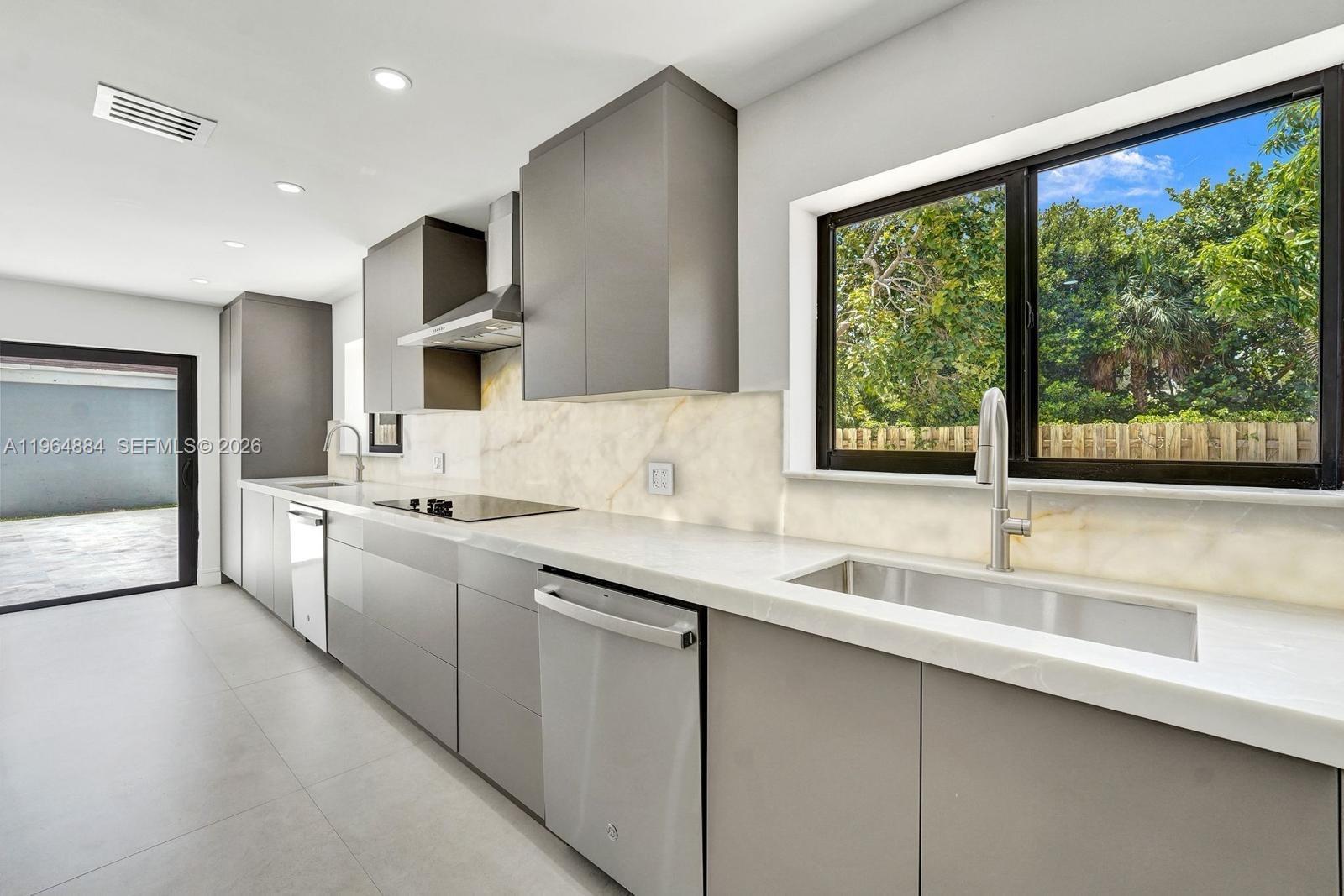 CAPTIVA - Residential