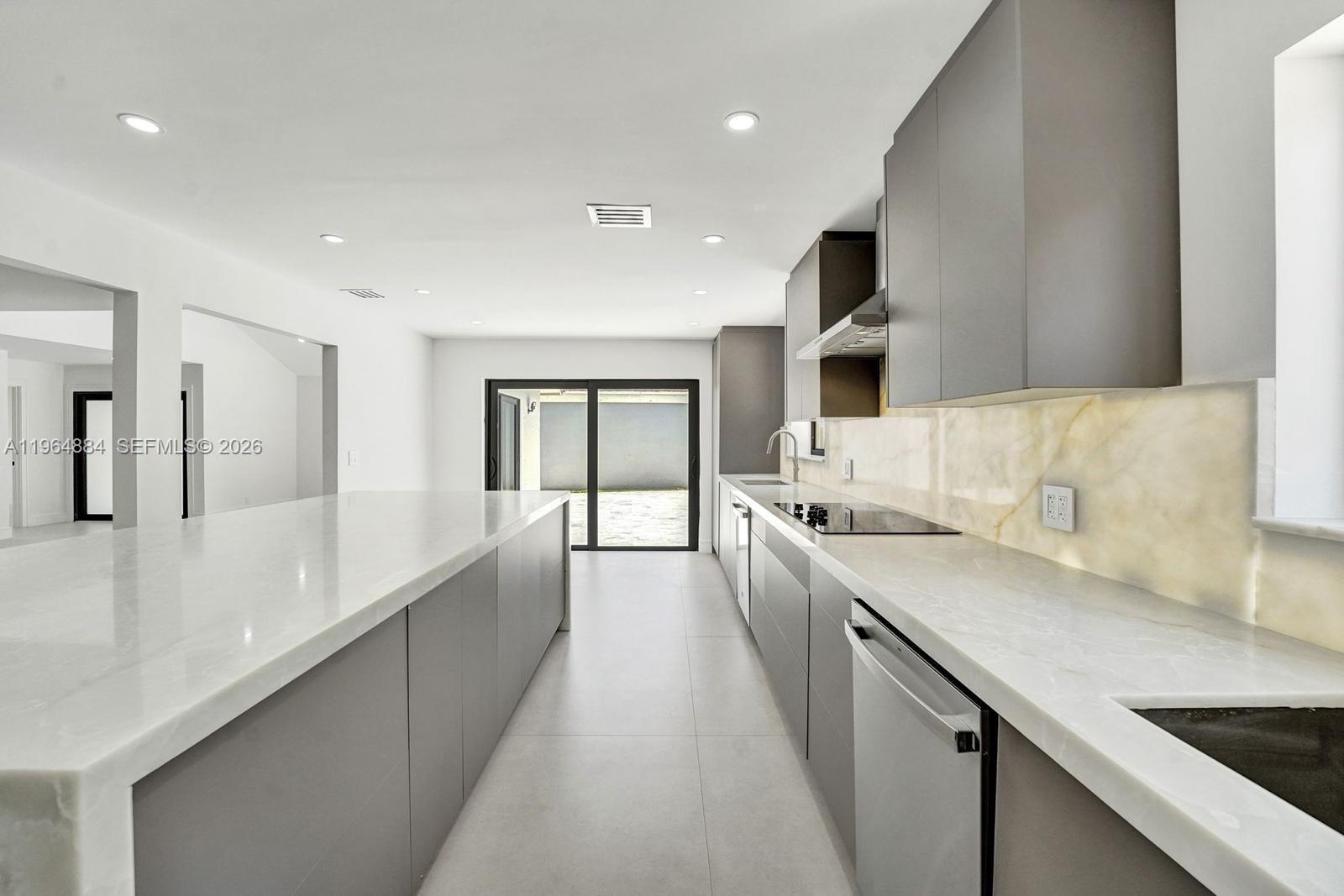 CAPTIVA - Residential