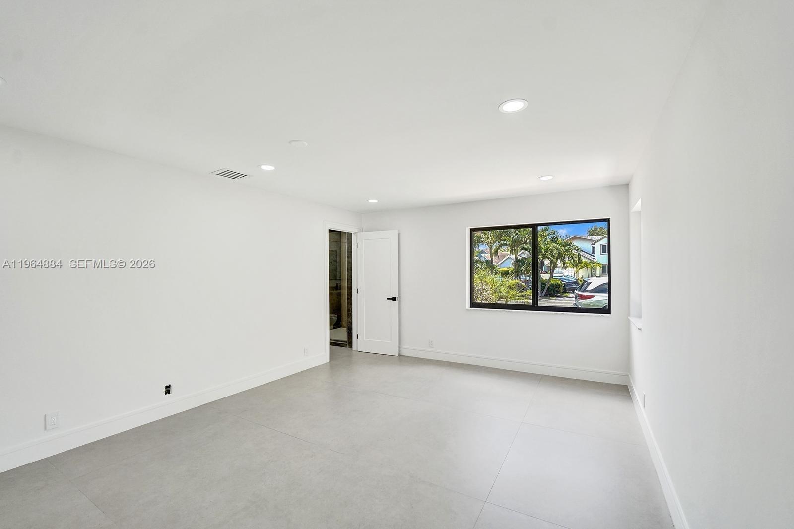 CAPTIVA - Residential