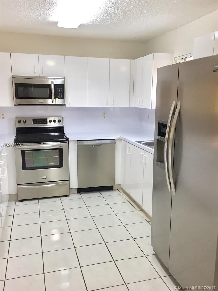 Ivis At Loyola - Residential Lease