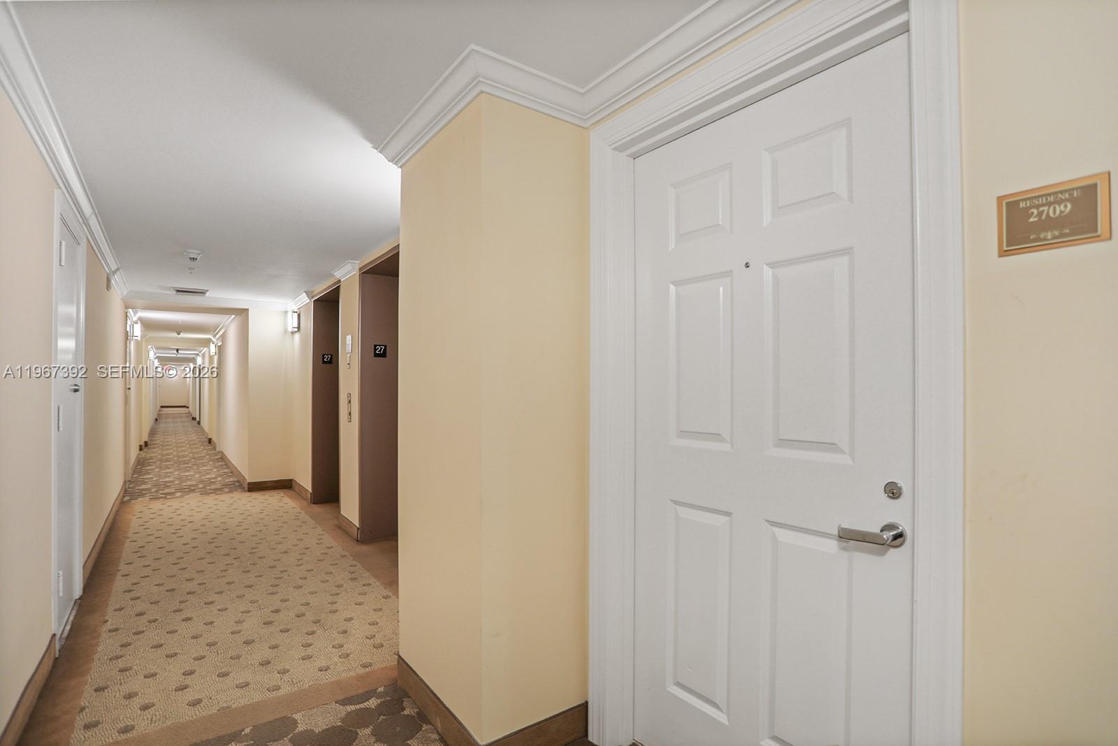 LA PERLA CONDO - Residential Lease