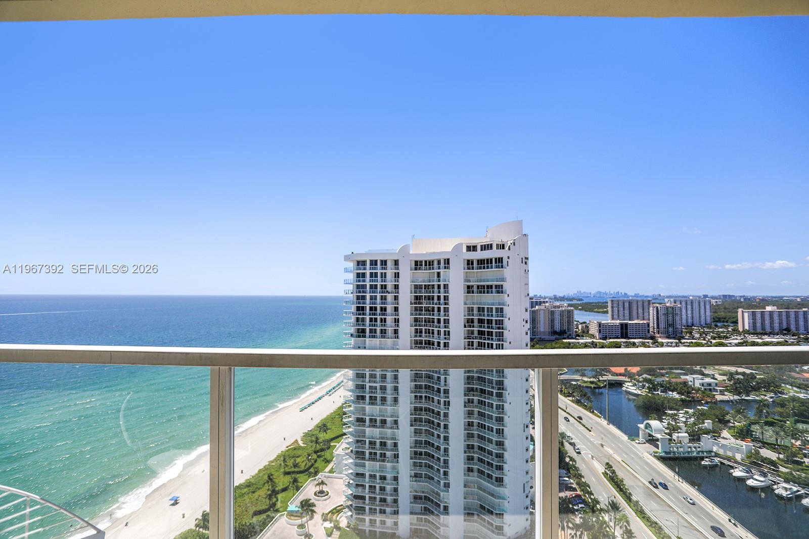 LA PERLA CONDO - Residential Lease