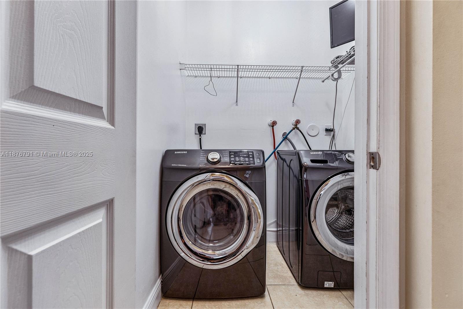 COUNTRYSIDE - Residential Lease