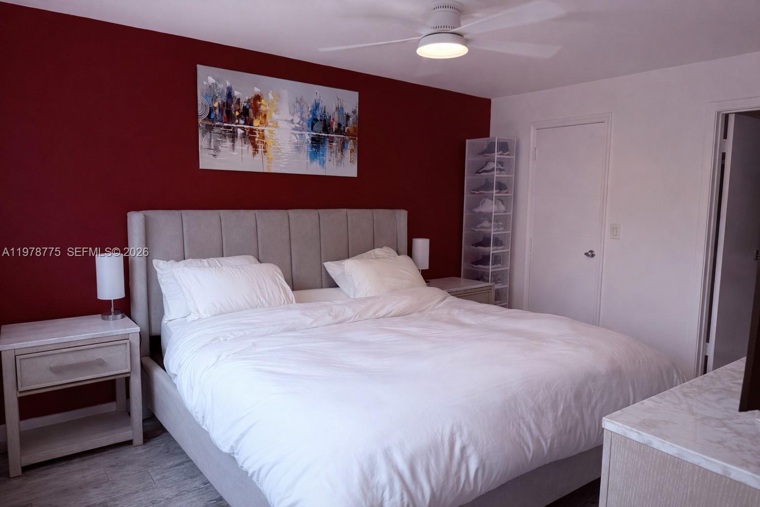 APPLE CREEK - Residential