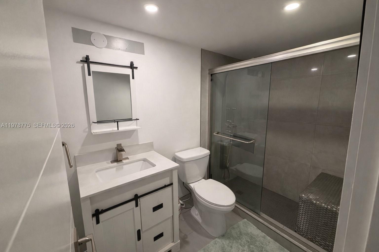 APPLE CREEK - Residential