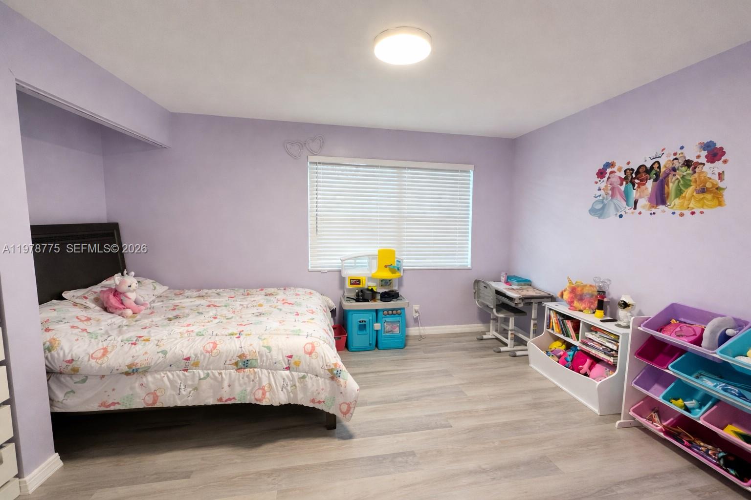 APPLE CREEK - Residential