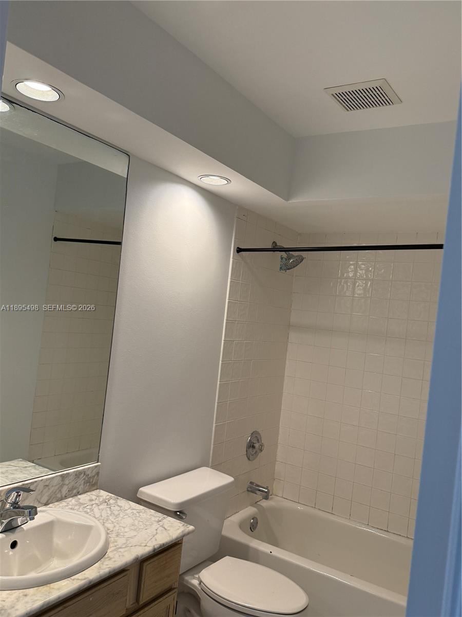 COUNTRY WALK SEC 2 - Residential