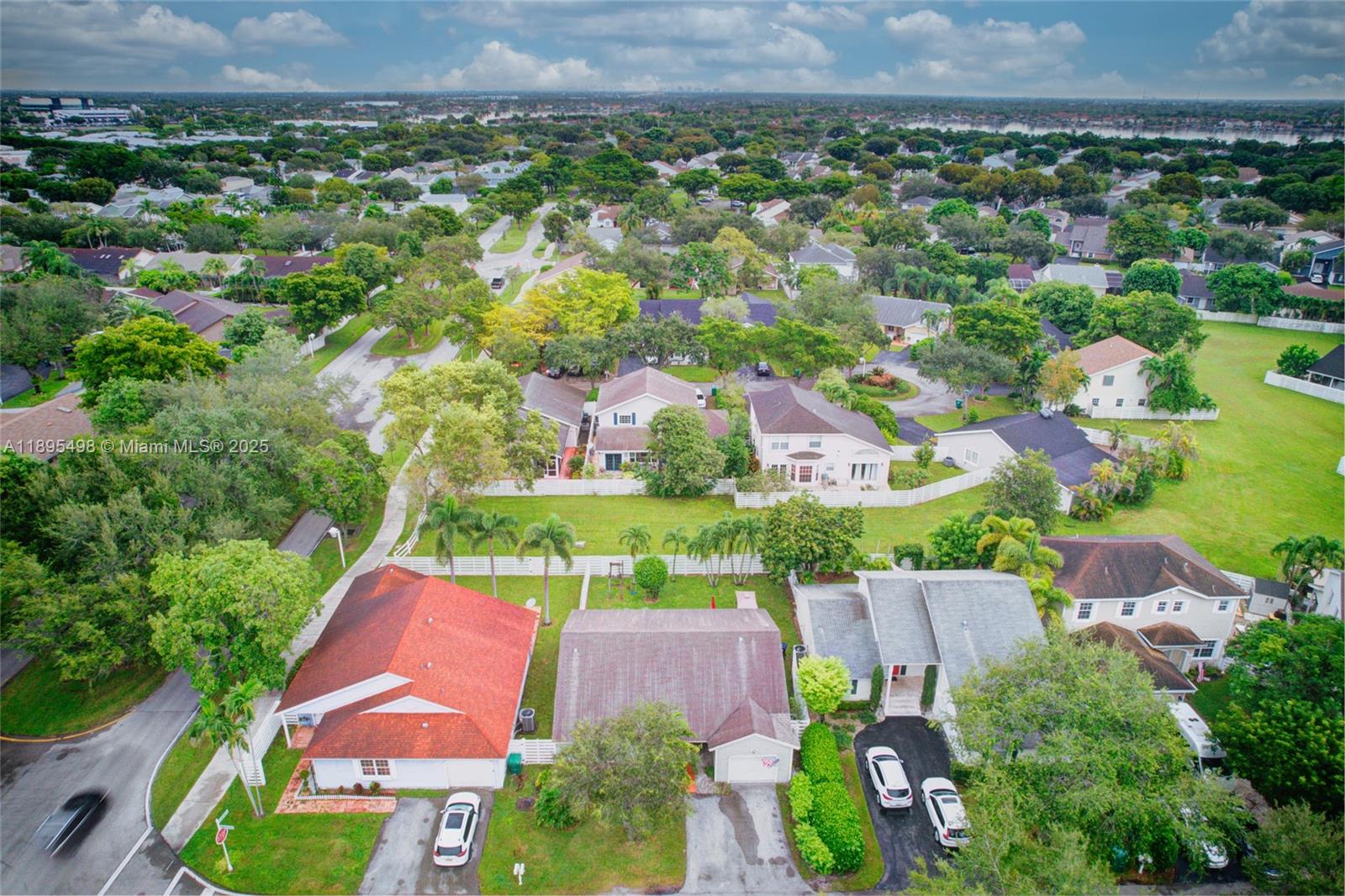 View photos, virtual tours, details... 14807 SW 140th Ct
