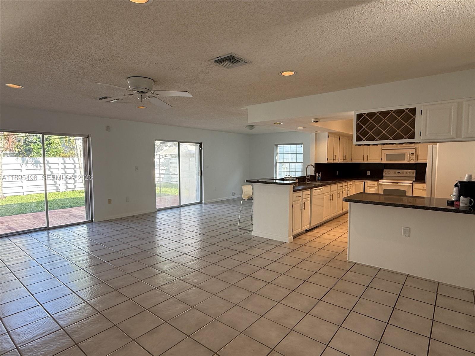 COUNTRY WALK SEC 2 - Residential