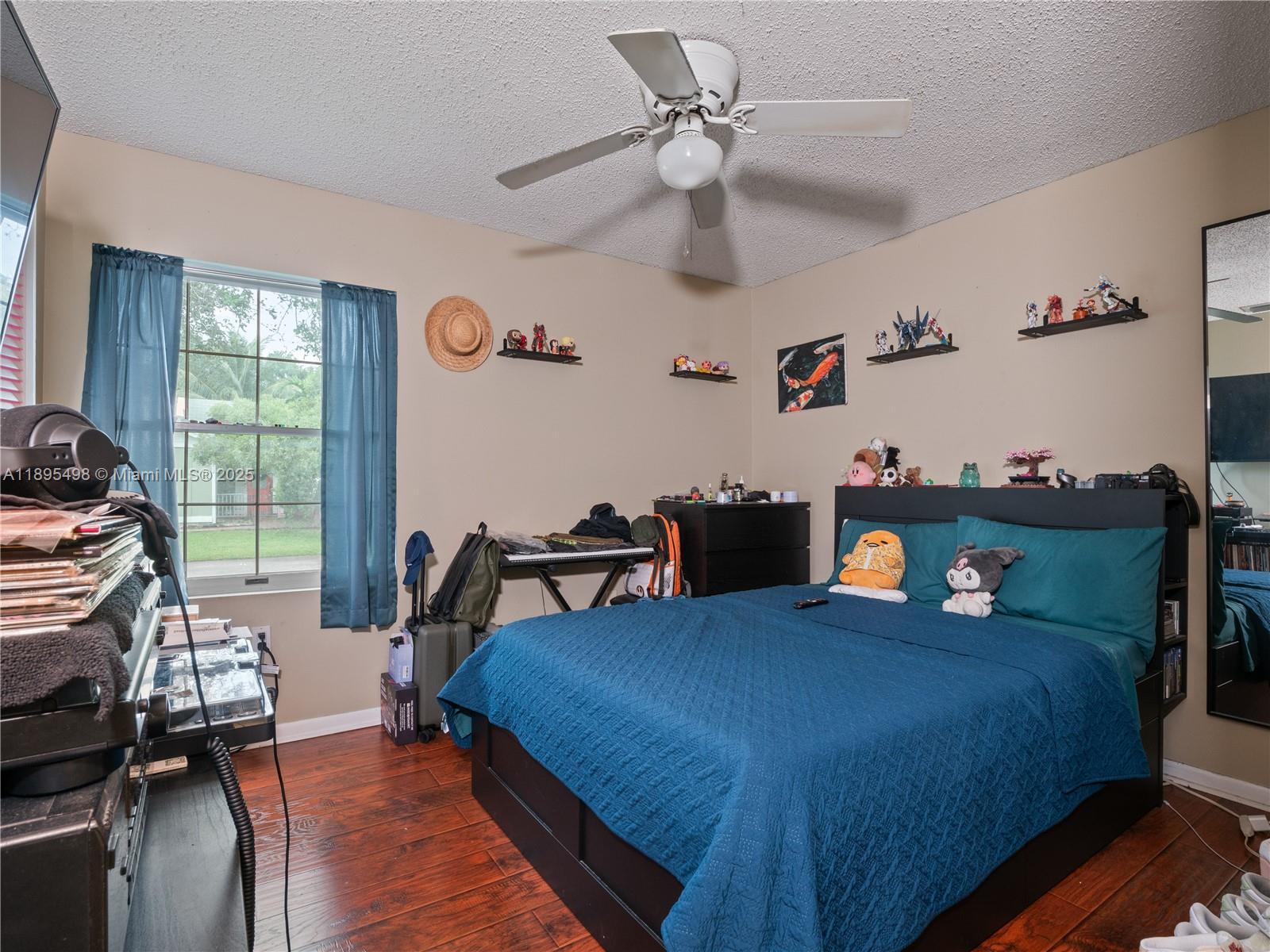 COUNTRY WALK SEC 2 - Residential