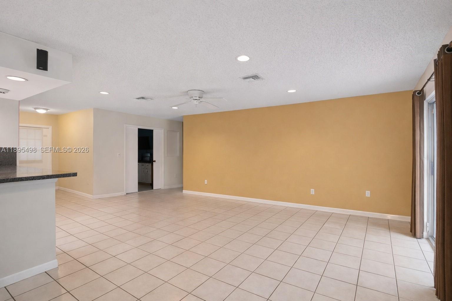 COUNTRY WALK SEC 2 - Residential